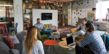 5 Tips for Furnishing a Modern Office Your Employees Will Love