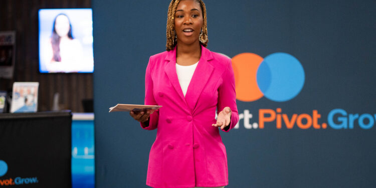 Start.Pivot.Grow. Accelerator Pitch Competition